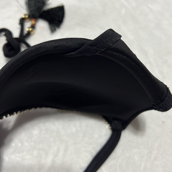 Crisscross Victoria’s Secret Extreme Push-up Swimming Top - Picture 9 of 11